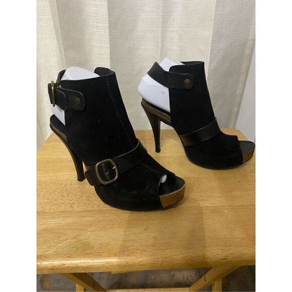 Pedro Garcia black suede peep toe heels - Picture 2 of 8